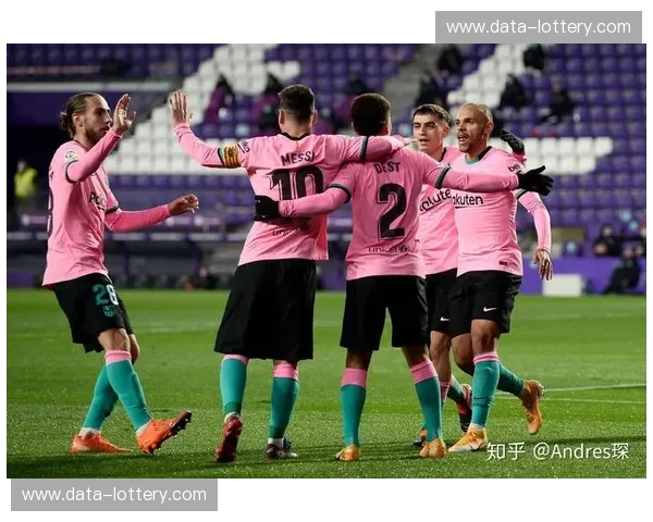 从0比5到3比1 雷恩用三中卫体系限制巴黎边路穿插 从0比5到3比1 雷恩用三中卫体系限制巴黎边路穿插