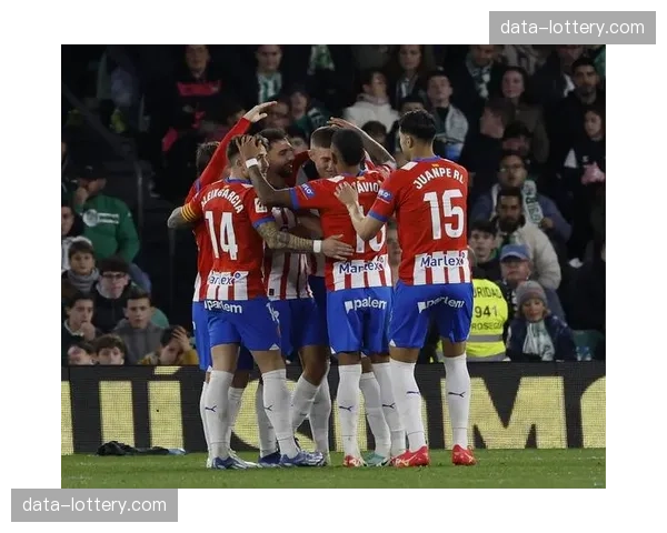 赫罗纳防守体系存在结构性漏洞 中场保护不足导致失球